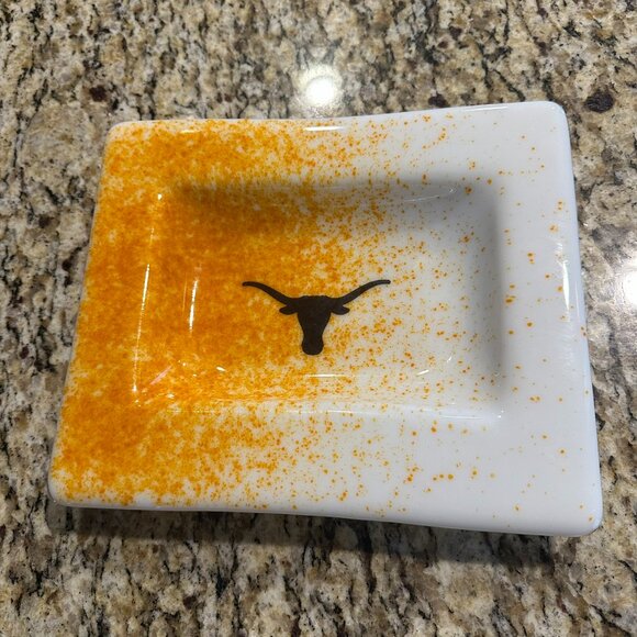Aaron Thomas Collection UT Longhorn Dish – Signed Fused Glass Art - Picture 1 of 3
